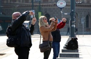 cat costa sa vizitezi bucurestiul ca turist